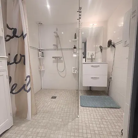 Semesterbostad Maison Dans Avec Piscine