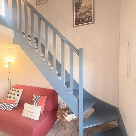 Prázdninový dům Maison Dans Avec Piscine