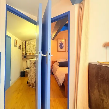 Maison Dans Avec Piscine Prázdninový dům *