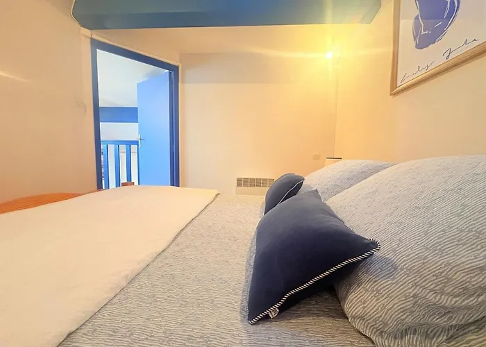 Dom wakacyjny Maison Dans Avec Piscine *