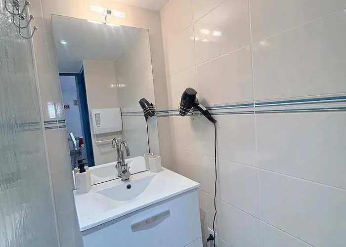 Dom wakacyjny Maison Dans Avec Piscine *